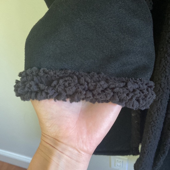 Black Faux Sherpa Jacket/Coat - Picture 4 of 9